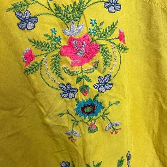 Umgee • Yellow Embroidered Mini Dress - Picture 4 of 8